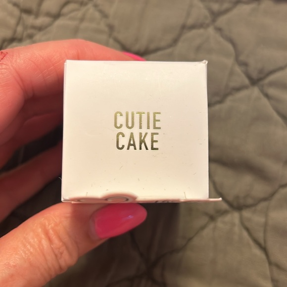 PLouise Blush Powder For the Cheek Of It.Assorted Shades Available - Picture 12 of 16